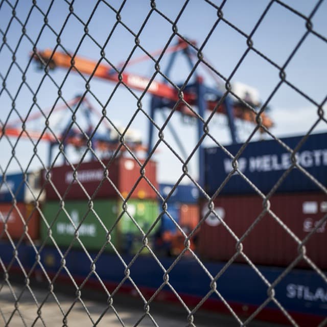 Logistics & Ports